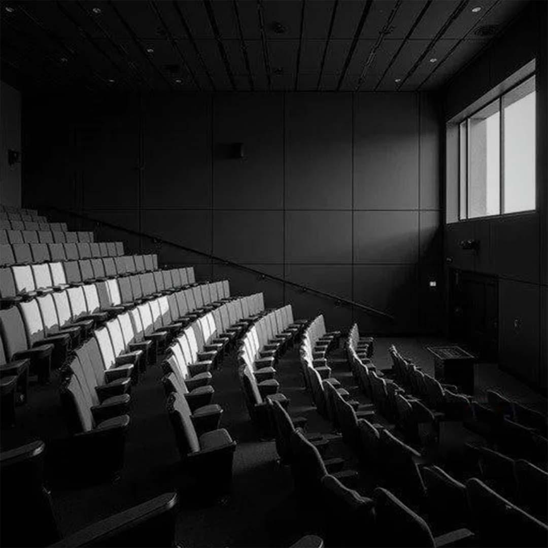 سینماها و نمایش‌های کشور در ایام وداع تعطیل شدند